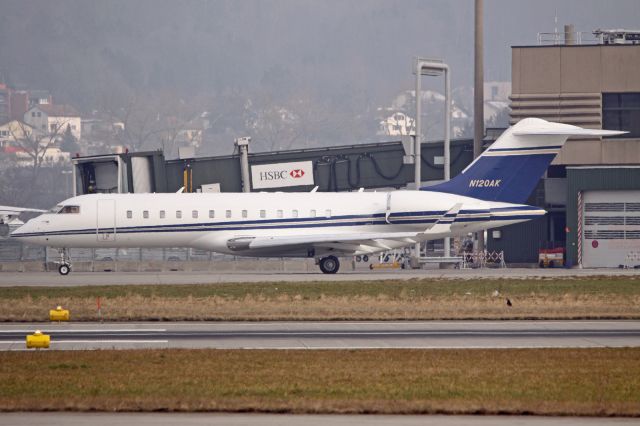 Bombardier Global Express (N120AK)