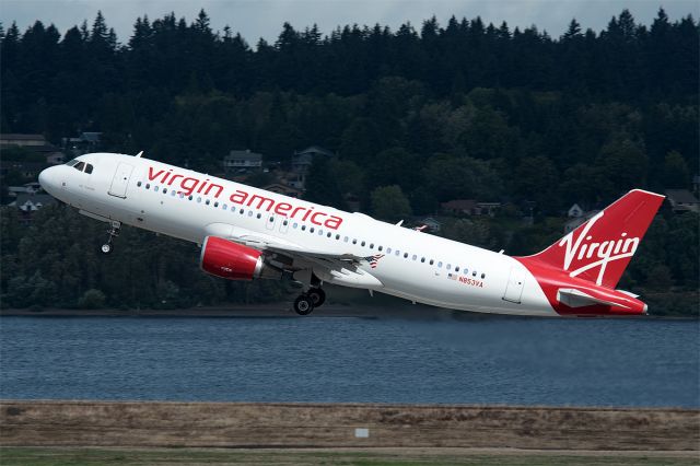 Airbus A320 (N853VA)