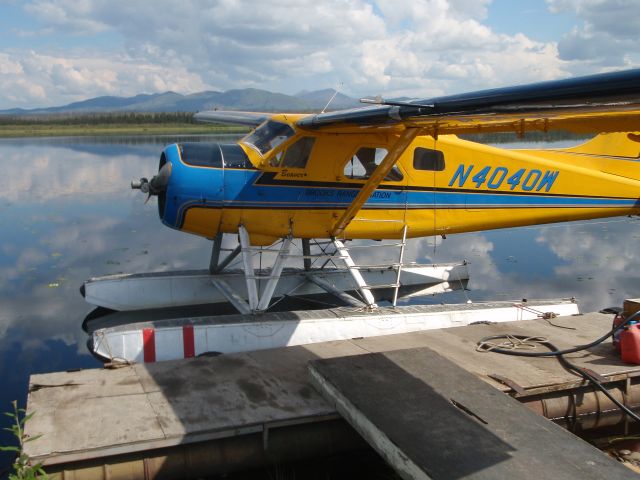 De Havilland Canada DHC-2 Mk1 Beaver (N4040W) - Just before takeoff for a canoe traik on a river 