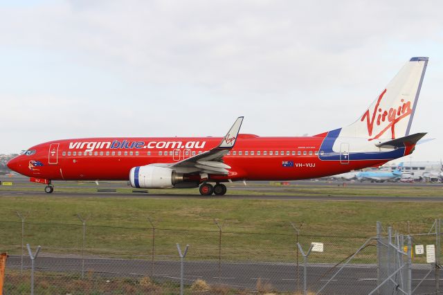 Boeing 737-800 (VH-VUJ)