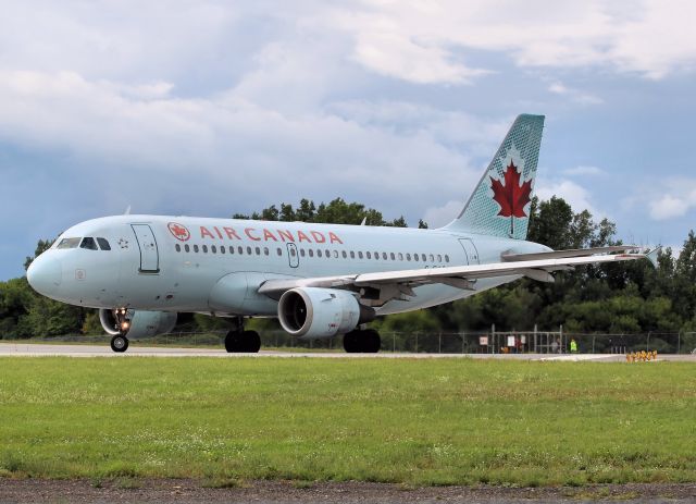 Airbus A319 (C-GAQL)