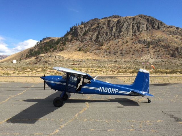 Cessna Skywagon 180 (N180RP) - Clearing US Customs at Oroville, WA