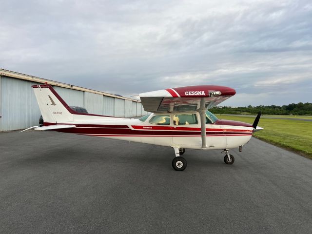 Cessna Skyhawk (N4851G)
