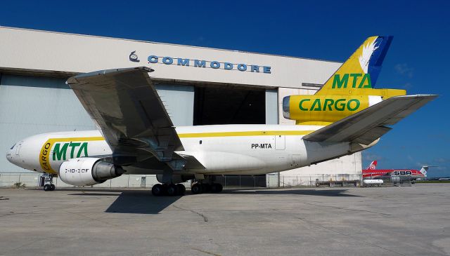 McDonnell Douglas DC-10 (PP-MTA) - 4/25/2011