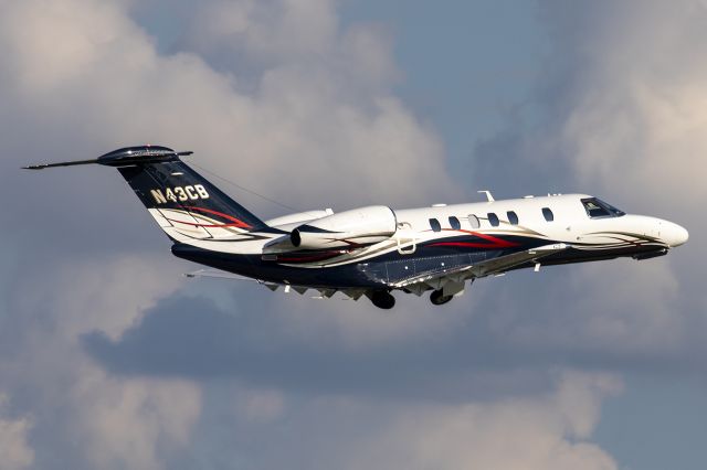 Cessna Citation CJ4 (N43CB)