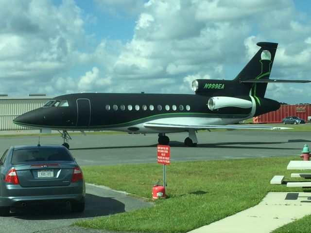 Dassault Falcon 900 (N999EA) - N999EA as seen from the terminal of KLCQ.