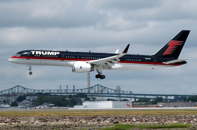 Boeing 757-200 (N757AF) - Trump Force One arriving in Boston for apolitical fundraiser