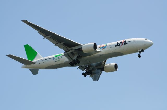 Boeing 777-200 (JA8984) - 2011/5/8