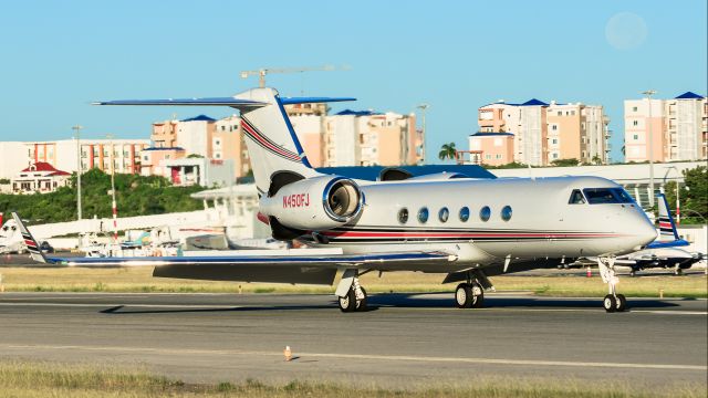 Gulfstream Aerospace Gulfstream IV (N450FJ) - Gulf stream N450FJ arriving during the setting Beaver Moon from a long journey. 01/12/2020