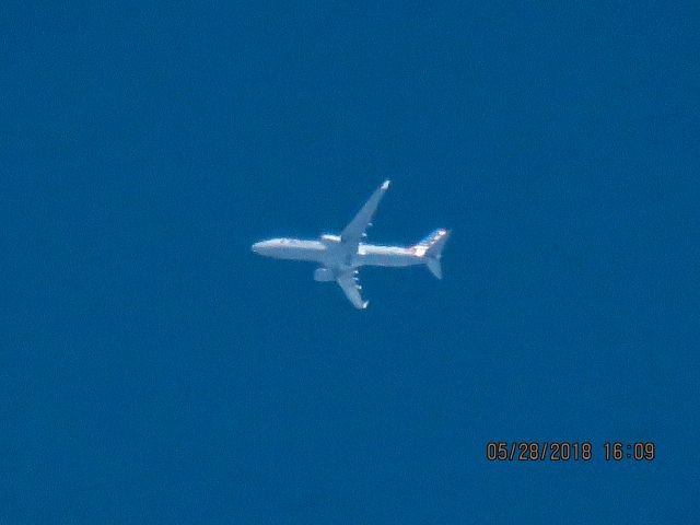 Boeing 737-800 (N306NY)
