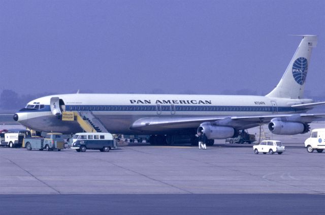 Boeing 707-300 (N724PA) - April 1969 at Düsseldorf (EDDL)