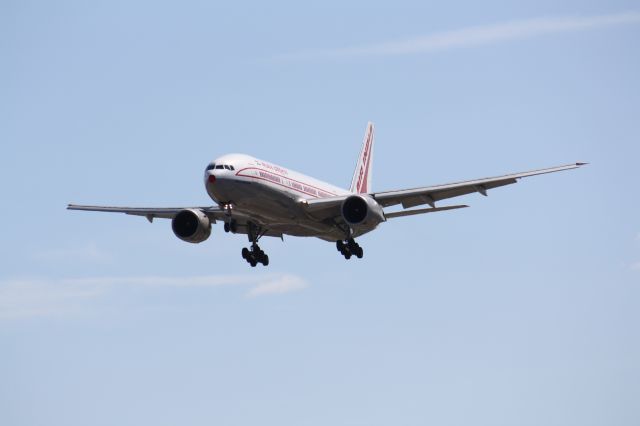 Boeing 777-200 (VT-AIK) - Landing At Lester B. Pearson Intl Airport,CYYZ/YYZ