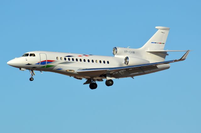 Dassault Falcon 7X (VP-CHW)