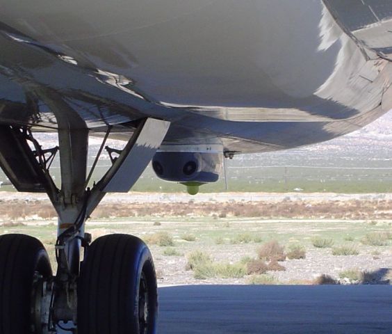 Boeing MD-11 (N525FE) - Counter-Man Portable Air Defense Systems (C-MANPADS) Northrop Grumman POD, FEDEX AIRCRAFT. TEST BED.