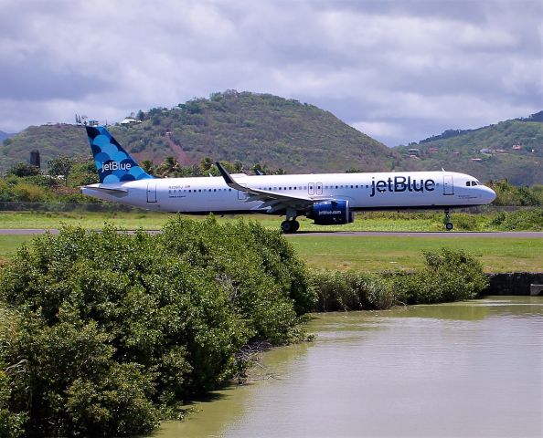 Airbus A321neo (N2060J)