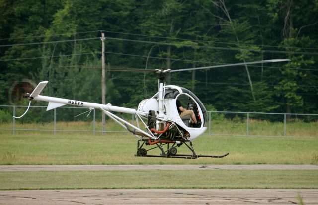 SCHWEIZER 269 (N55PH)