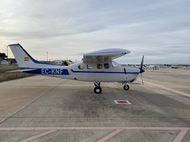 Cessna P210 Pressurized Centurion (EC-KNF) - PVery nice aircraft. Intercooler. Pressurized. 3 DEC 2020.