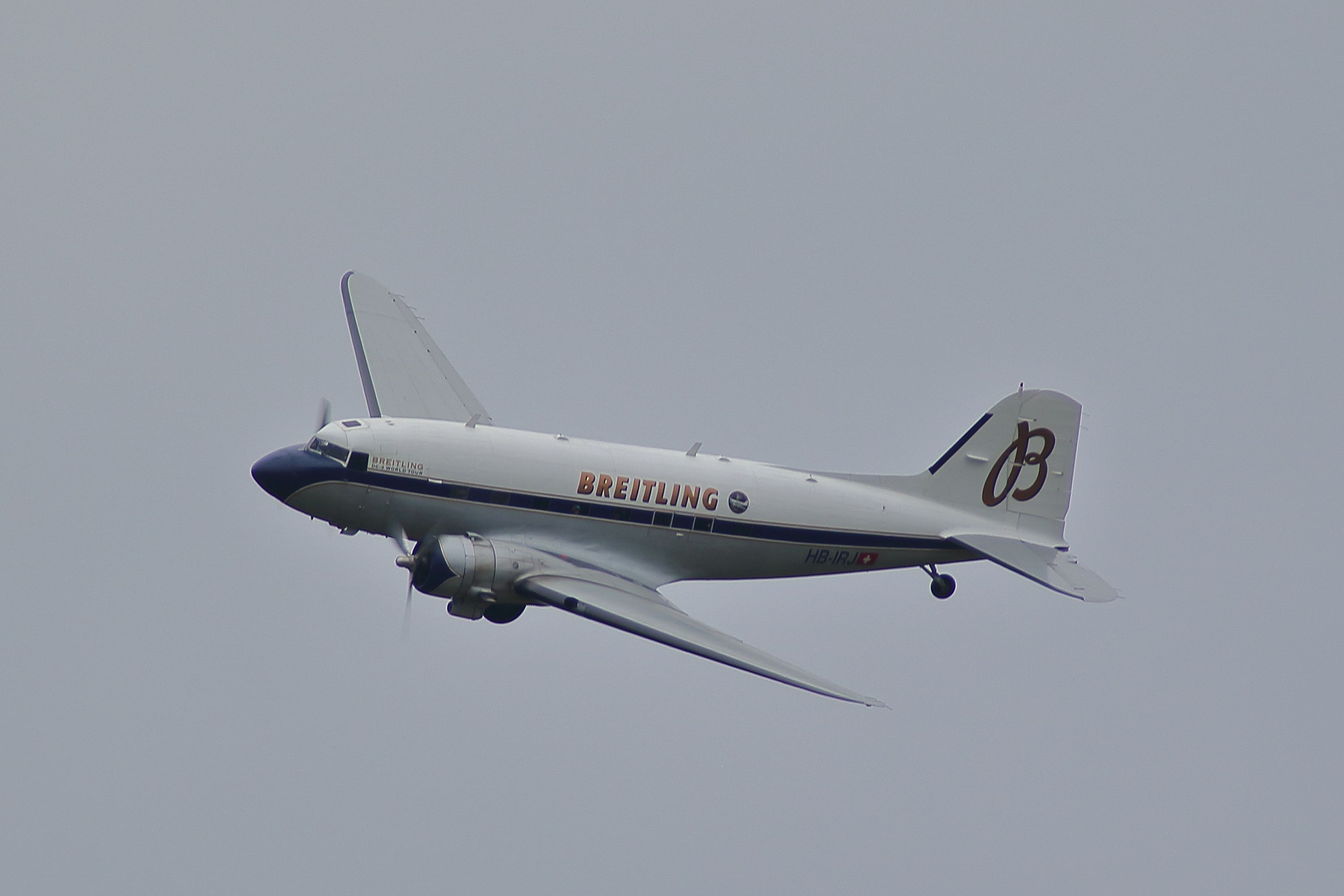 Douglas DC-3 (HB-IRJ)