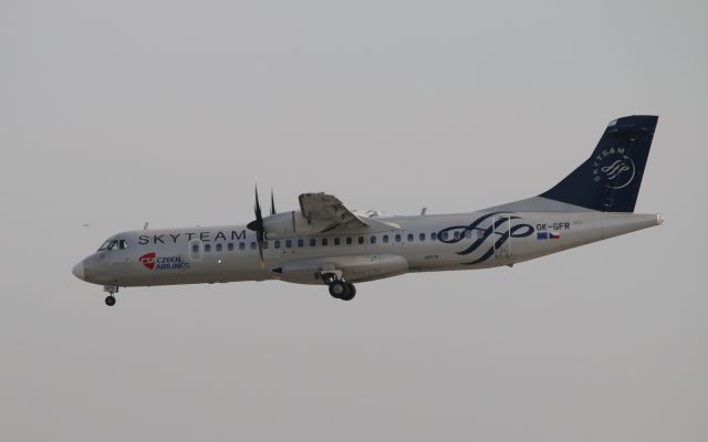 ATR ATR-72 (OK-GFR)