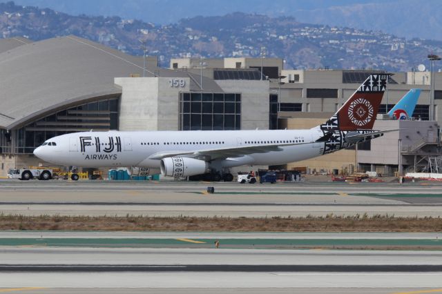 Airbus A330-200 (DQ-FJU)