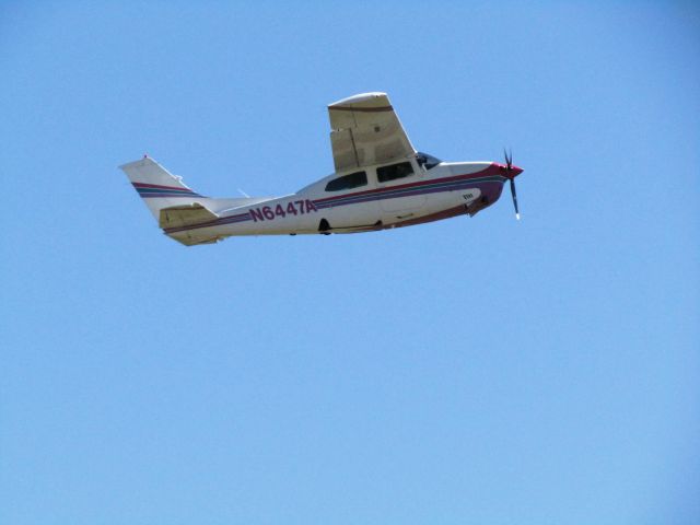 Cessna T210 Turbo Centurion (N6447A) - Taking off RWY 20R