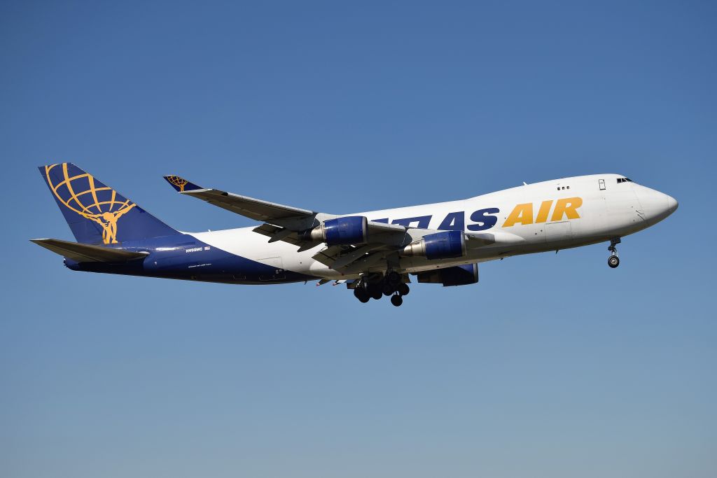 Boeing 747-400 (N499MC) - 10-08-20