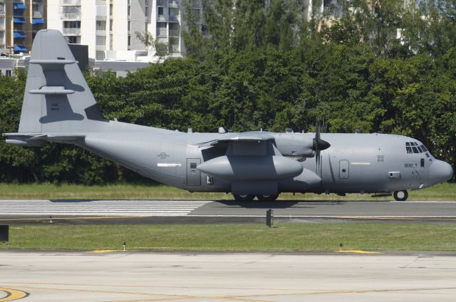 Lockheed C-130 Hercules —