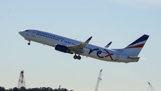 Boeing 737-700 (VH-RYU)