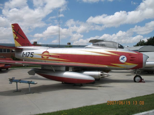 — — - North American F-86 Sabrebr /Museo de Aviacion de Cuatro Vientos, Madrid, Spain