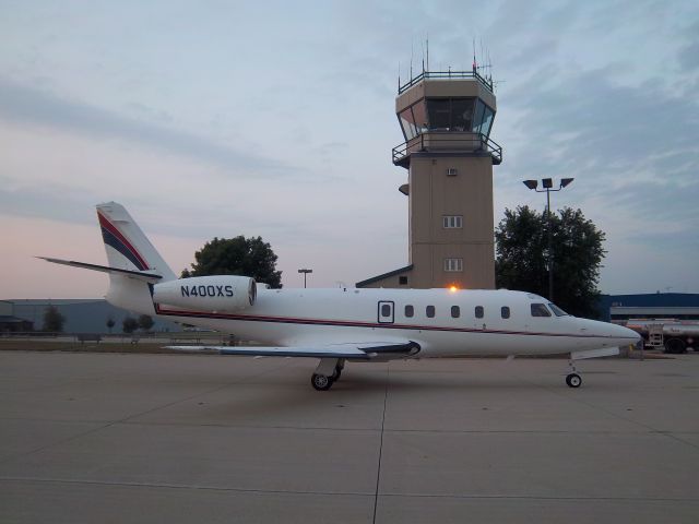 IAI Gulfstream G100 (N400XS) - EX 100SR