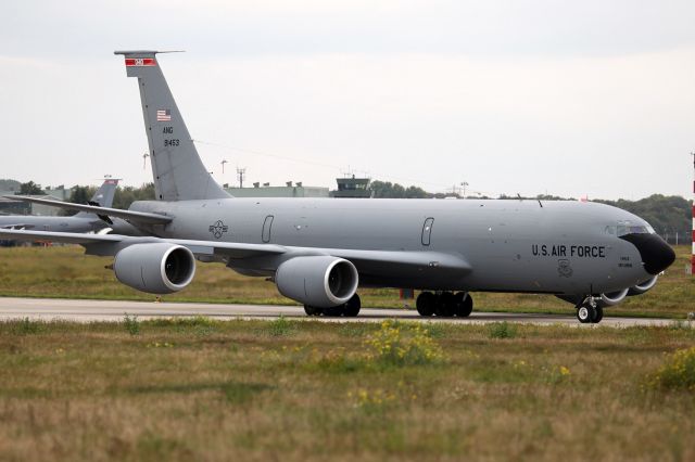 Boeing C-135FR Stratotanker (59-1453)