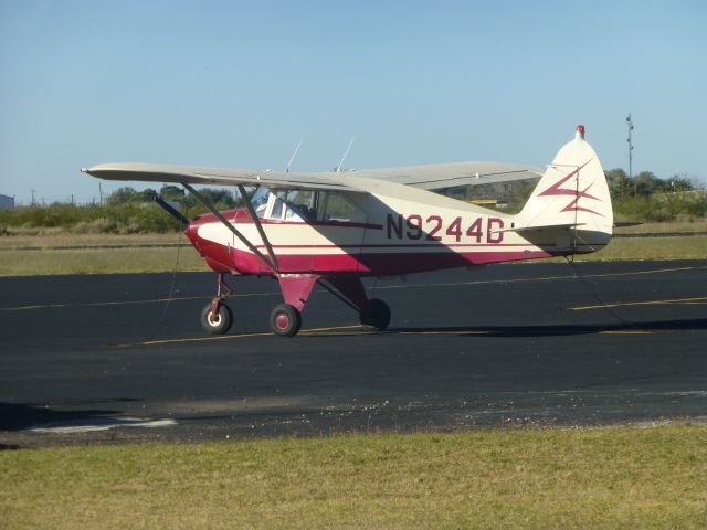 Piper PA-22 Tri-Pacer (N9244D)