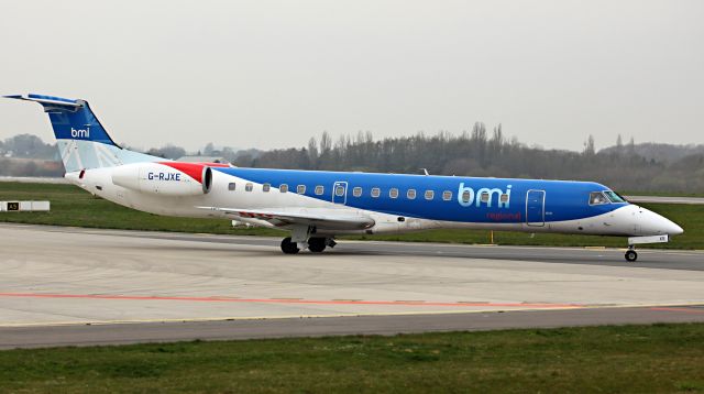 Embraer ERJ-145 (G-RJXE)