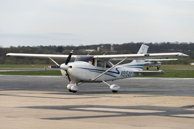 Cessna Skylane (N9154Y) - N9154Y  Cessna  C182T  Skylane  KFDK  20130414