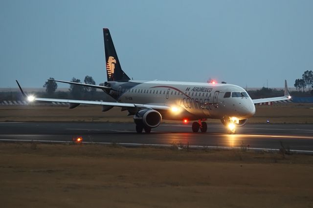 Embraer ERJ-190 (XA-ACM)