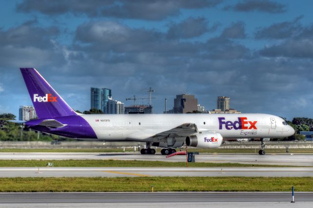 Boeing 757-200 (N972FD) - HDR treatment with Lauderdale skyline.