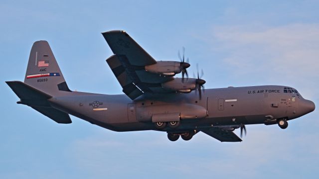 Lockheed C-130 Hercules (08-5693) - November 17, 2018, Nashville, TN -- This C-130J is on final approach to runway 20R.