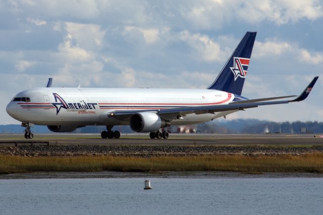BOEING 767-300 (N349CM)