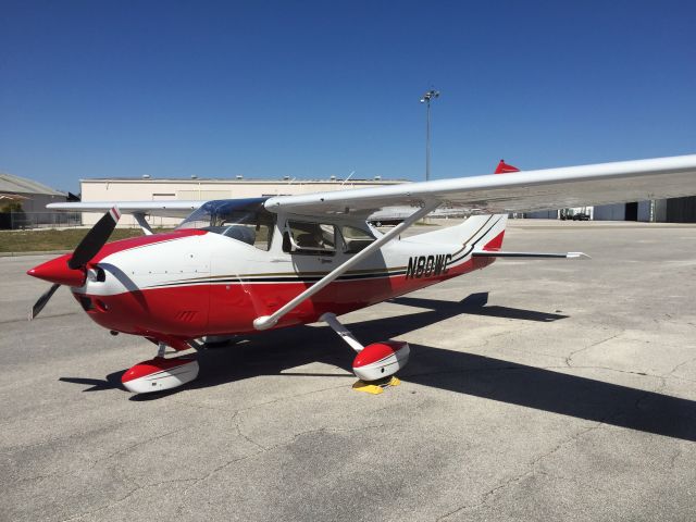 Cessna Skylane (N80WC)