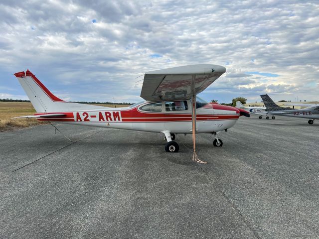 Cessna Skylane (A2-ARM) - At Maun, Botswana, 18-MAY-2022.