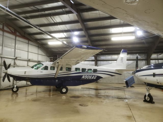 Cessna Caravan (N906AG)