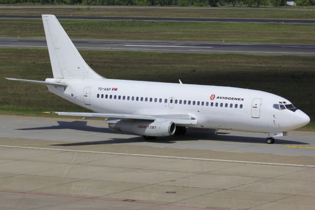 Boeing 737-200 (YU-ANP)