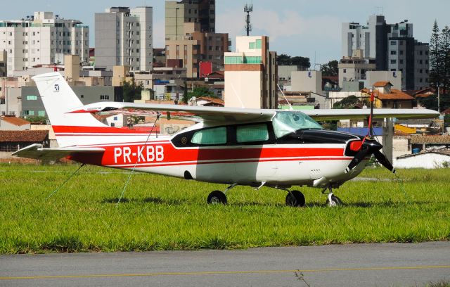 Cessna Centurion (PR-KBB)