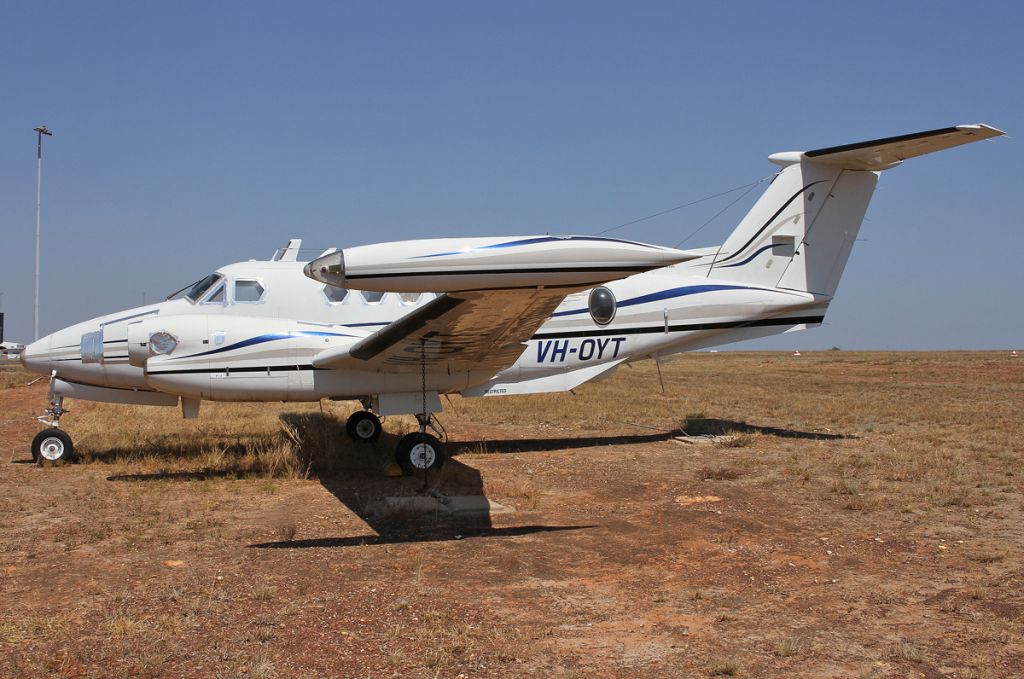 Beechcraft Super King Air 200 (VH-OYT)