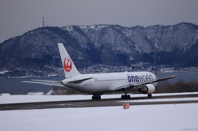 BOEING 767-300 (JA8980) - December 30th 2020:HKD-HND.