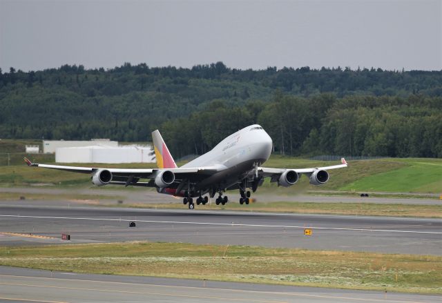 Boeing 747-400 (HL7423)