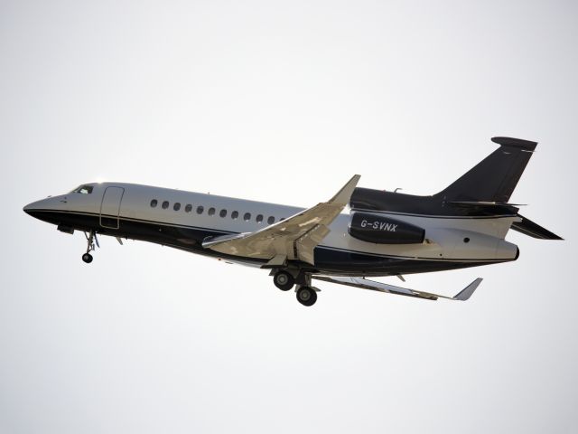 Dassault Falcon 7X (G-SVNX) - Departure runway 17.