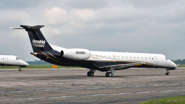 Embraer ERJ-145 (N508RH) - Hendrick Motorsports Embraer ERJ-145LR N508RH in Ypsilanti, Willow Run Airport