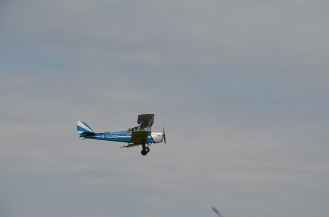 OGMA Tiger Moth (G-AJHS)