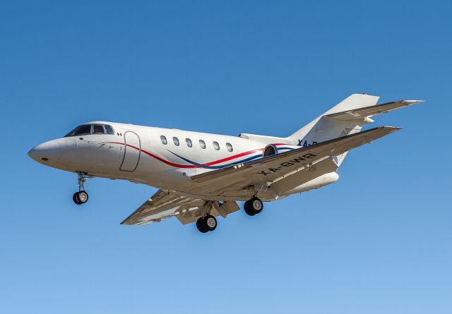 Hawker 800 (XA-BWB)